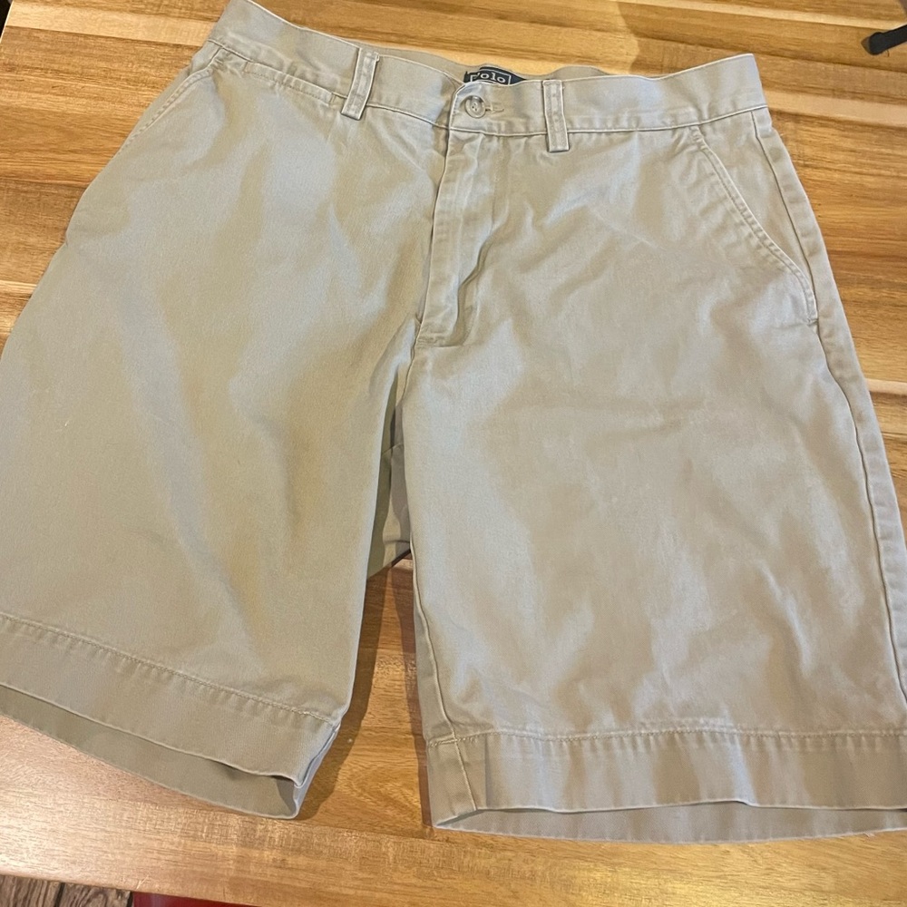 Ralph Lauren chino shorts, men’s size 31